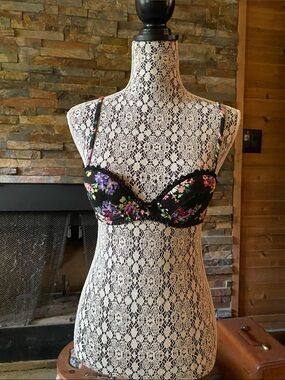 Vintage Victoria’s Secrets 100%cotton 34A bra (NWT)